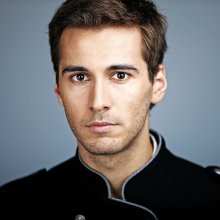 Anton / ***