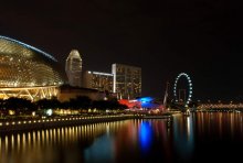 Singapore Flyer / ***