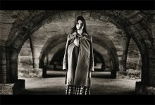 Coldly / ***