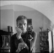 Sasha (portrait with Rolleyfleksom) / ...........