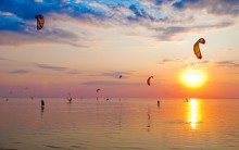 SURF sunset / .......