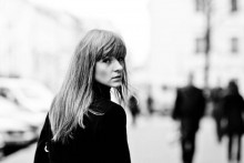 Anna / ))))))))