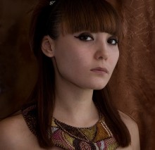 bead necklace / ***