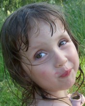 Daughter / ***