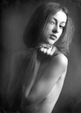 portrait of a girl / ***