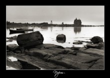 Port / ***