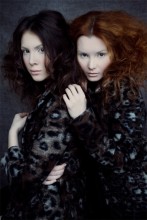 28.01.2011*2 / make-up: Masha Mashutina http://vkontakte.ru/id6860181
hair: Nadezhda Shepetko http://vkontakte.ru/id103809416
models: Dasha &amp; Liza http://vkontakte.ru/id15247949
foto: T.Kezha http://vkontakte.ru/id8315418