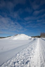 Road / ***