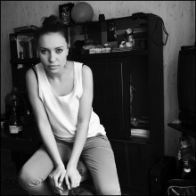 the girl / ........