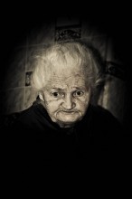 Grandmother / ***