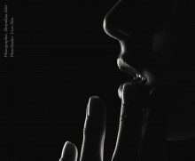 Touch / ***