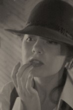  / *******