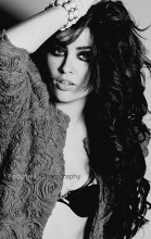 Lara / ***