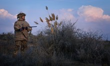 Night was falling, or duck hunting ... / ***