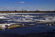 drifting of ice / ***