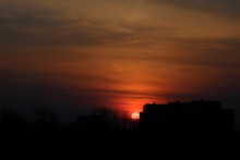 banal sunset / ***