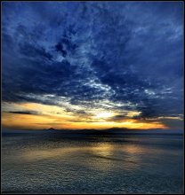 About the sea and the sky .... without Aphrodite / ***