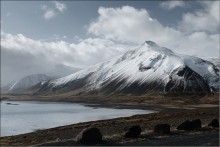 Mountains, ocean and clouds / ***