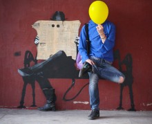 strange / ***