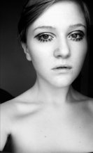 in the spirit of Twiggy / ***
