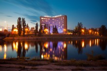 Gotel Slavutych / ***