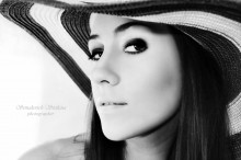 lady from Paris / ***