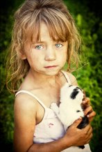 Girl and Kitten / ...........................