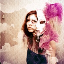 Become detached from wallpaper / *****