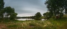 Before the bad weather in May / ***