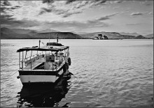 About boats and the sea ..... / ******************