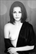 Mary / ***