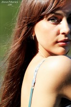 moment / ***