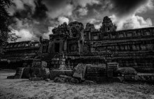 Ghost Town / ***