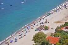 Look at the beach / ***