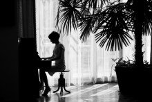 Pianist / ***