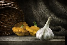 Garlic / ******