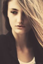 Victoria / ***