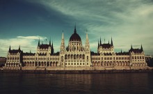 Budapest / ***