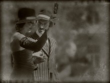 Im Rhythmus eines alten Tango ... / ***