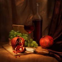 Pomegranate / ***
