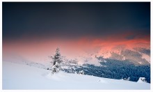 the sun sets on Dragobrat ... / ***