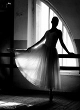 Ballerina / ***