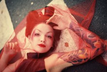 On the Red Queen / ***