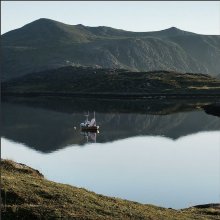 Mirror for the boat / ***