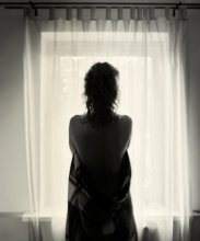 "This woman in the window ..." / ***