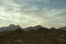 People on the Hill (s) / *****