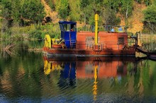 "Our locomotive forward fly ..." / ***