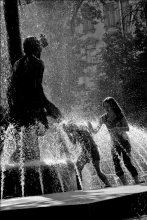 The fountain of emotions / ***