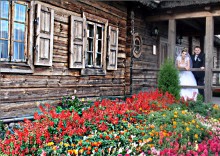 Tadeusz Estate / ***