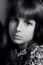Portrait of a daughter. / ***